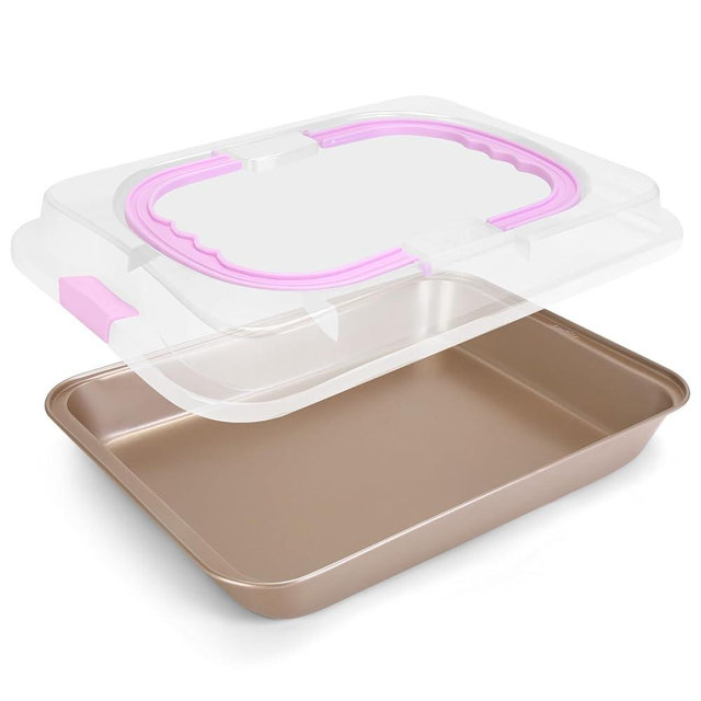 EsOfficce Rectangular Cake Pan with Lid, 9 x 13 Inch Baking Pan With Lid and Handle, Nonstick Bakeware Bake & Roast & Cook Carrier Pan, Champagne