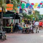 5th Avenue (La Quinta Avenida) -- Playa del Carmen