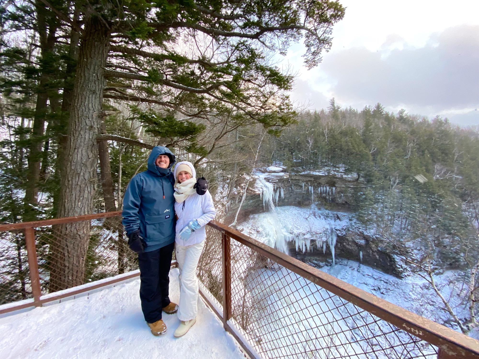 Went hiking in a snow trail & had the coziest cabin weekend!