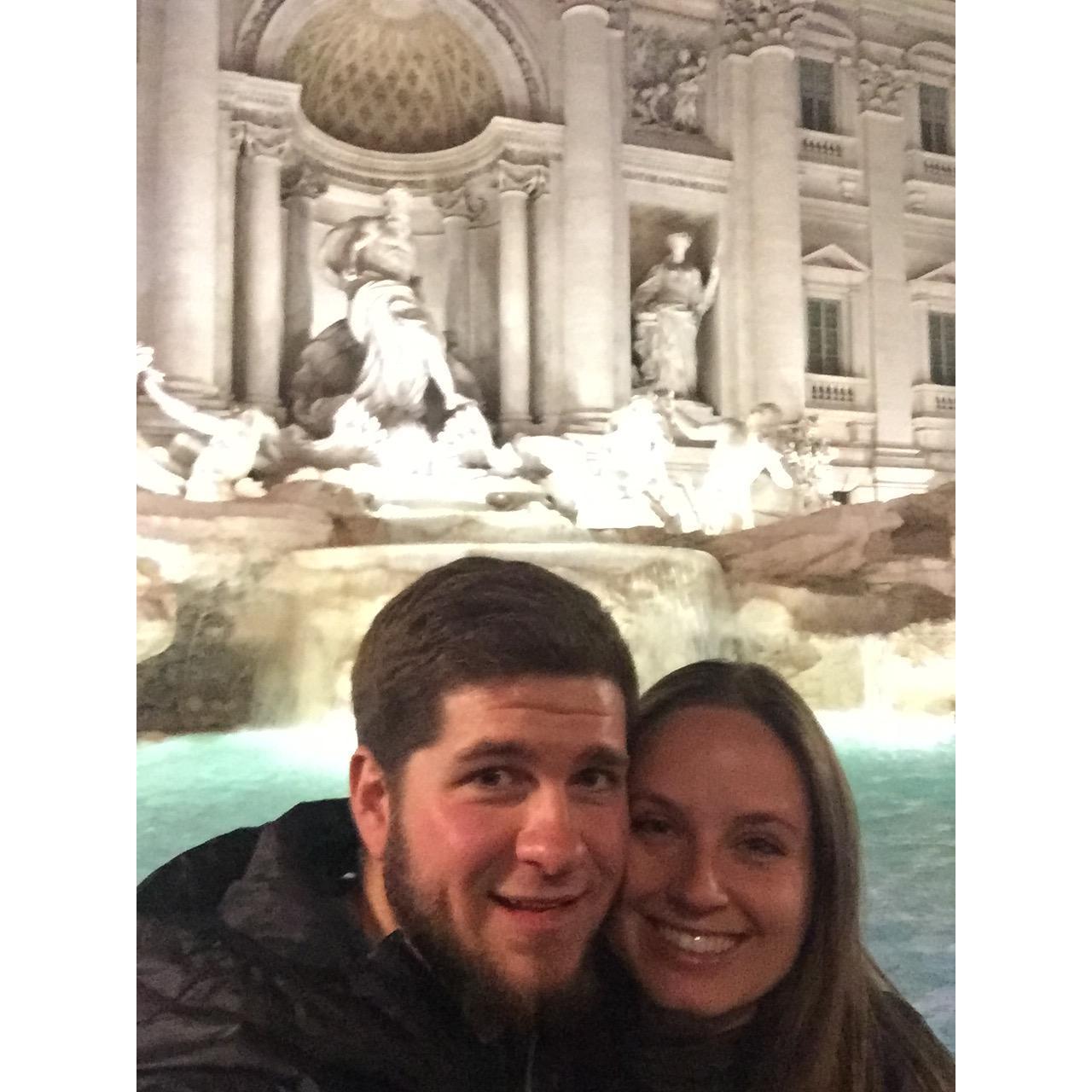 Fontana de Trevi November 2017