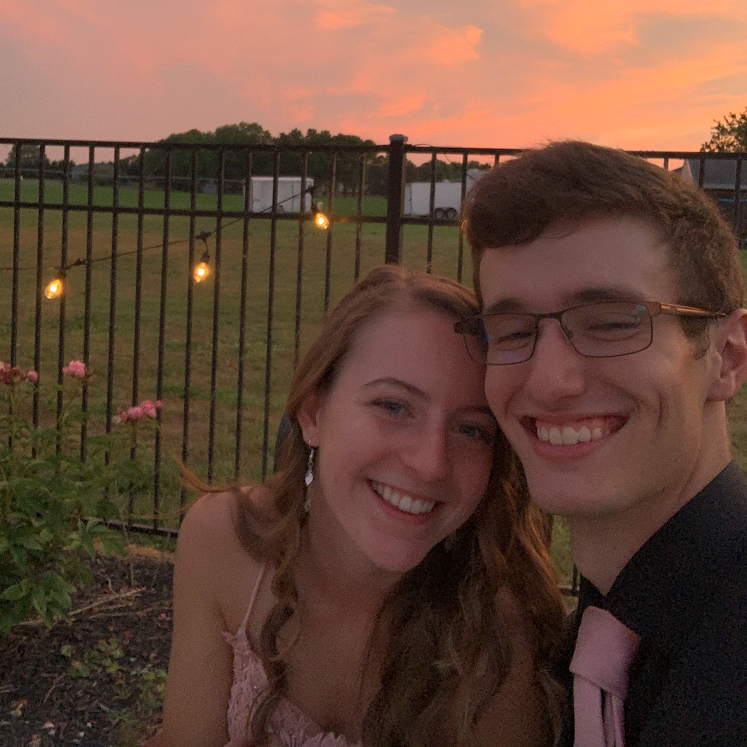The night of our DIY backyard prom had the prettiest sunset matched with some Olive Garden to-go, yum!