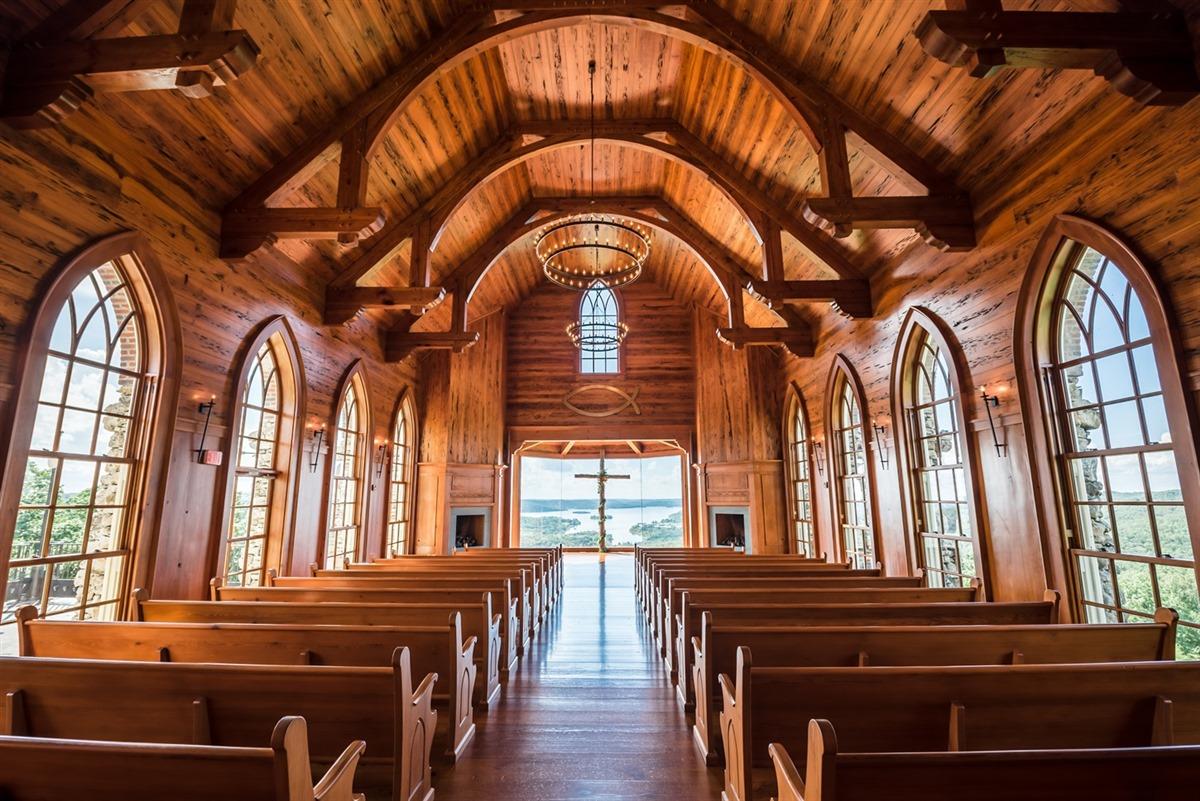 The Wedding Website of Olivia Wilson and Addison Storm