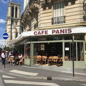 Lunch for 2 by Notre-Dame Cathedral