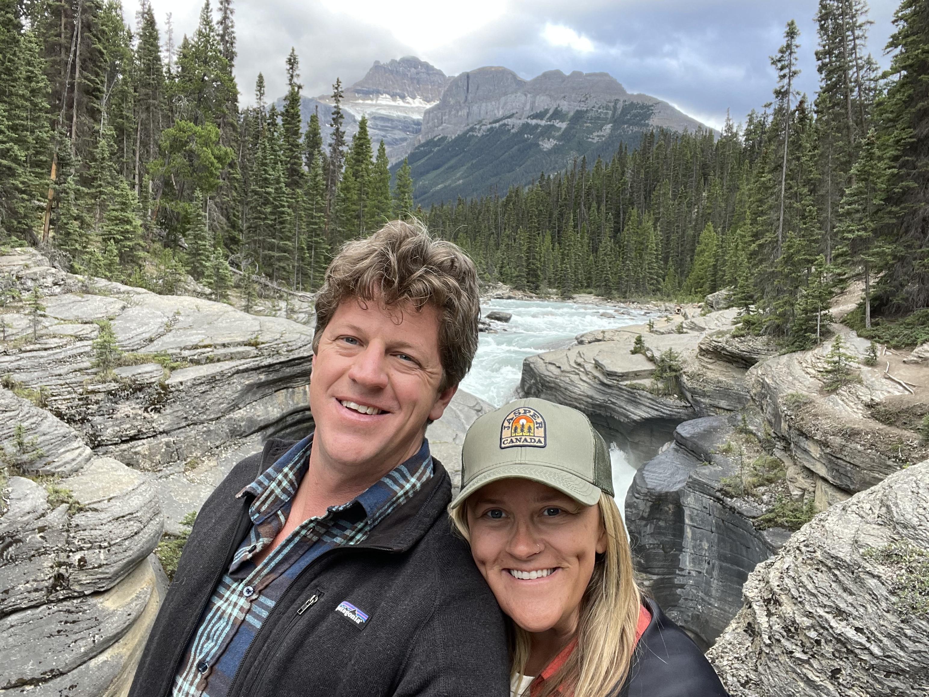 The Wedding Website of Samantha McCammon and Hays Chesnutt