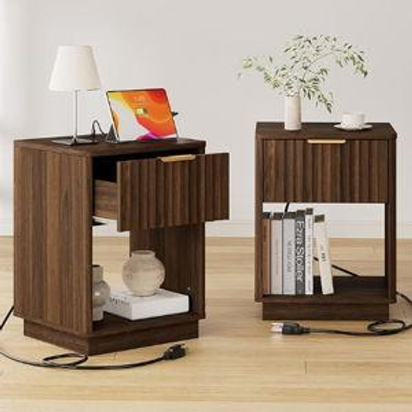 Walnut Fluted Nightstand with Charging Station Set of 2, 18" Walnut Top