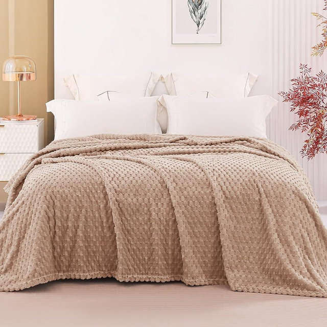 Exclusivo Mezcla Queen Size Flannel Fleece Blanket, 90x90 Inches 3D Clouds Stylish Jacquard Velvet Plush Bed Blanket, Cozy, Warm and Lightweight for Winter, Camel Blanket