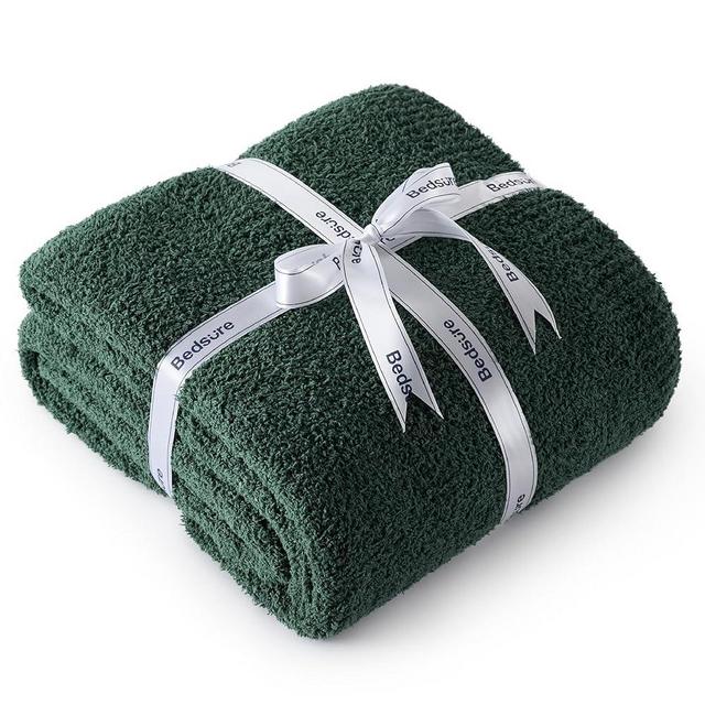 Bedsure Knit Throw Blanket Super Soft Warm Blanket for Couch Lightweight Fluffy Blanket for Bed Sofa 50x60 Inches Dark Green