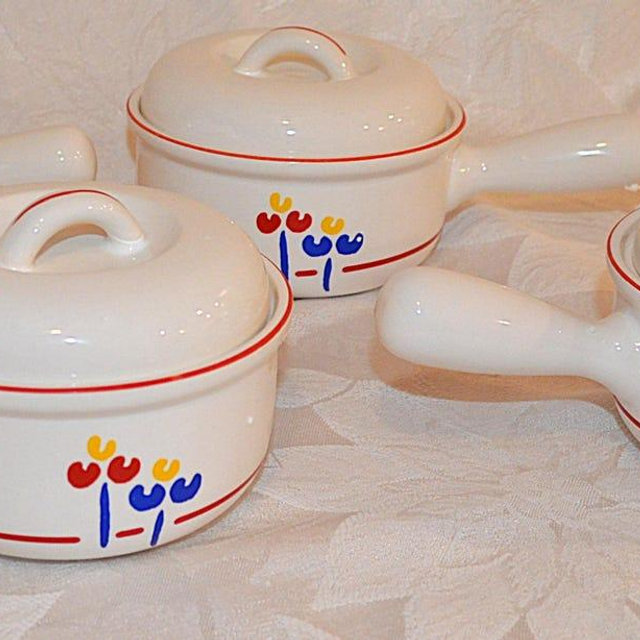 Vintage 1980s Riva Designs Tulip Casserole - French Onion Dishes ( New Never Used) - Oven Safe - Hold 1 1/2 Cups Single Serve Made in Japan