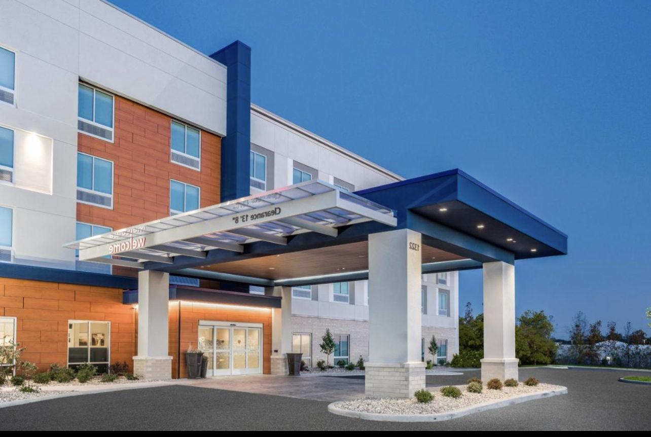 The Wedding Website of Ashton Matherly and Corey Henderson