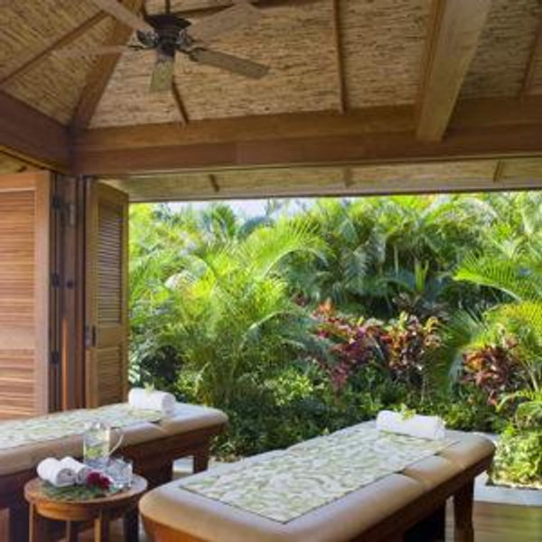 Couples Massage on the Beach
