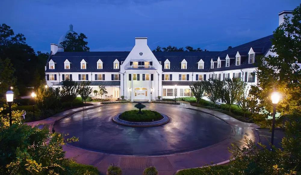 The Wedding Website of Meghan Mullin and Ralph Ruggiero