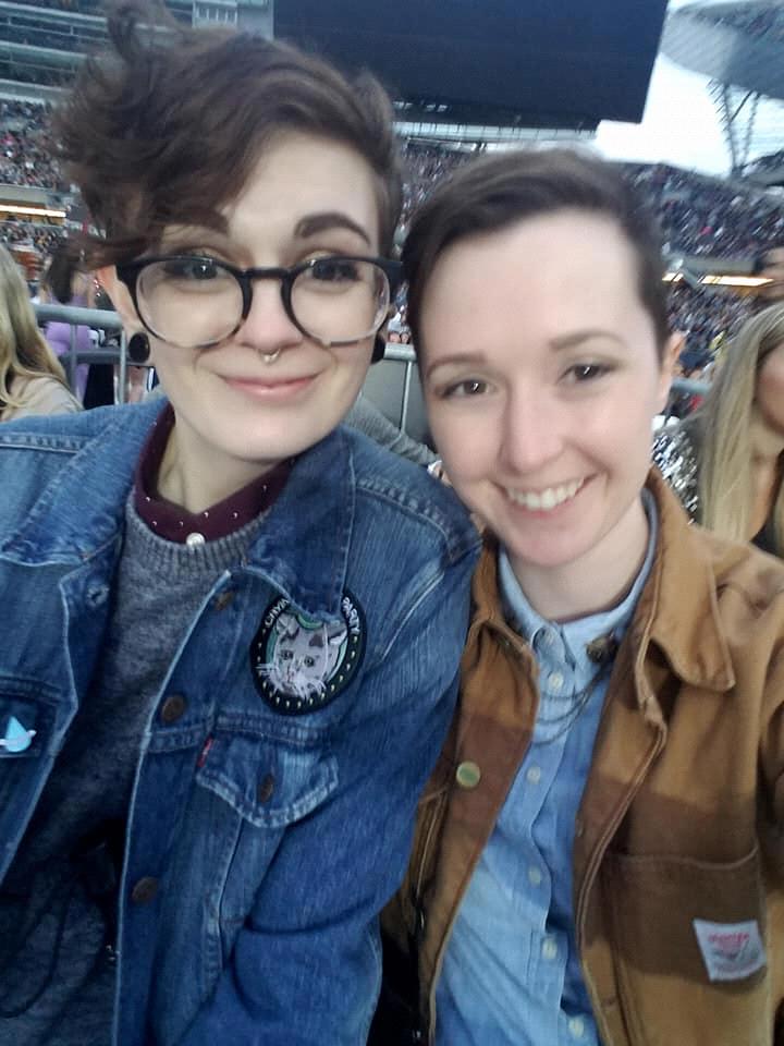 Taylor Swift lawn seats are sweeter when they are with you... and free!
