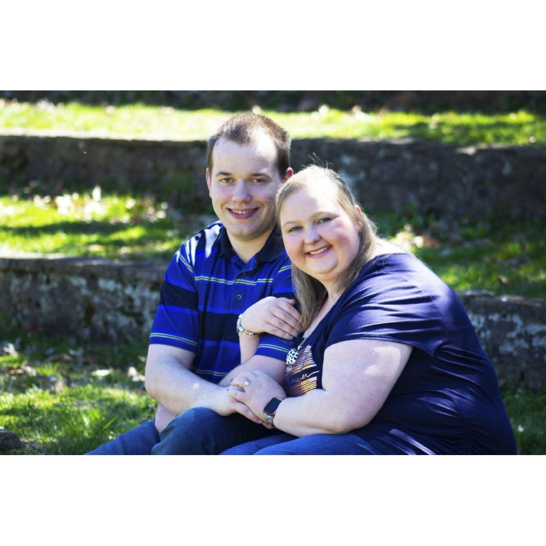 Taylor's Favorite of our Engagement Pictures.