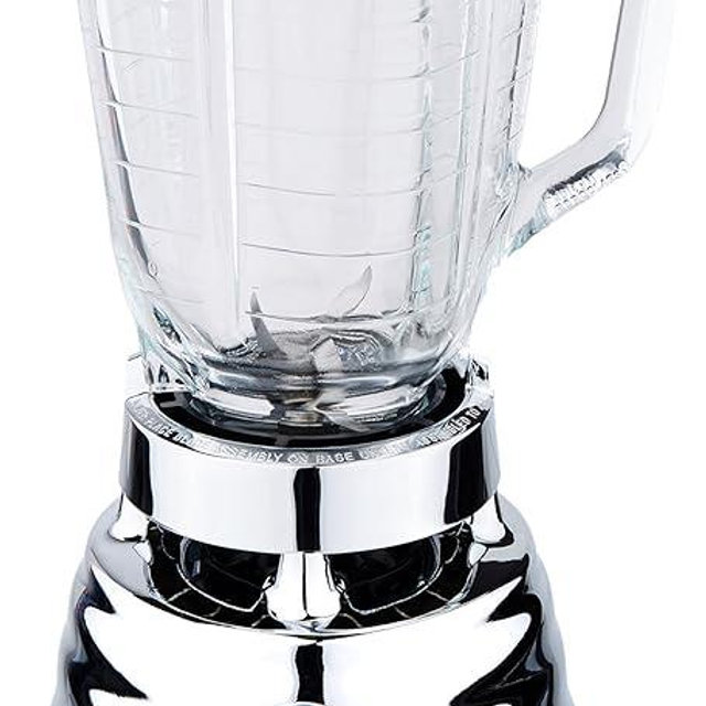 Oster 4655 blender, Retro Chrome 3 speed, 5 cup glass jar.