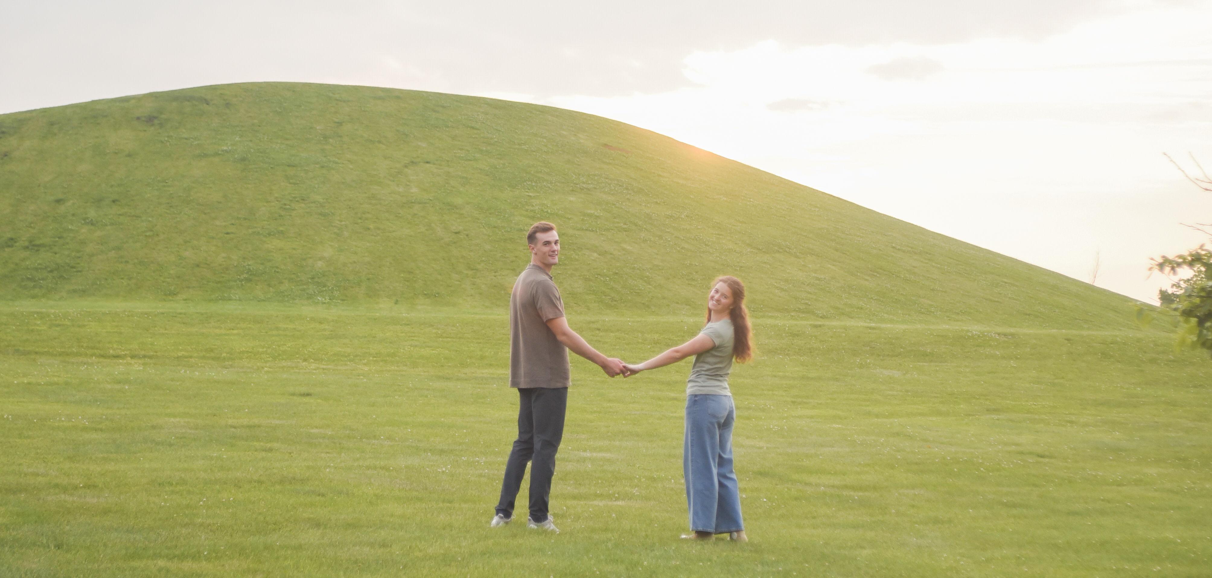 The Wedding Website of Jayden Thomas and Will VanHoff