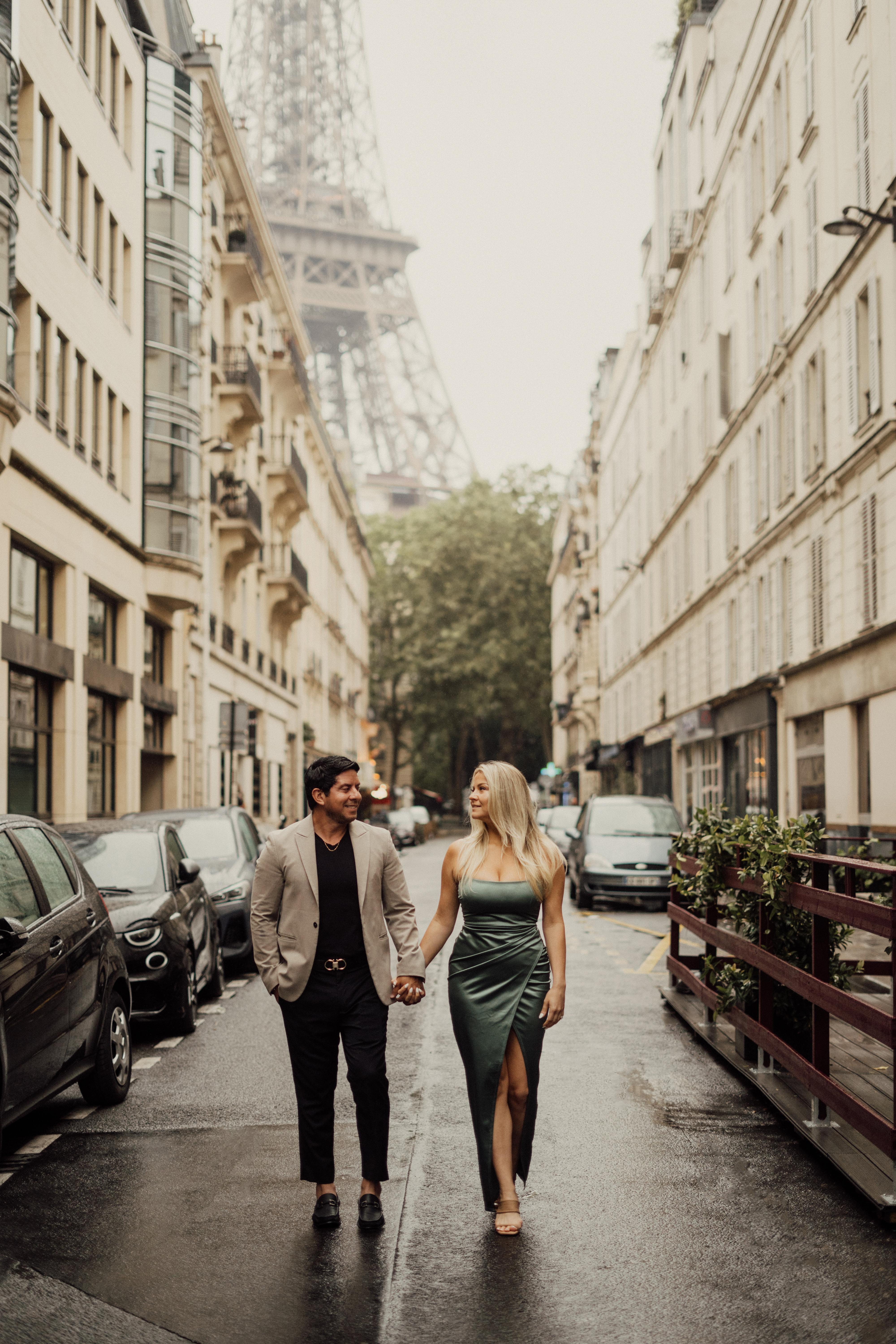 The Wedding Website of Aysha Hackert and Bruno Rios