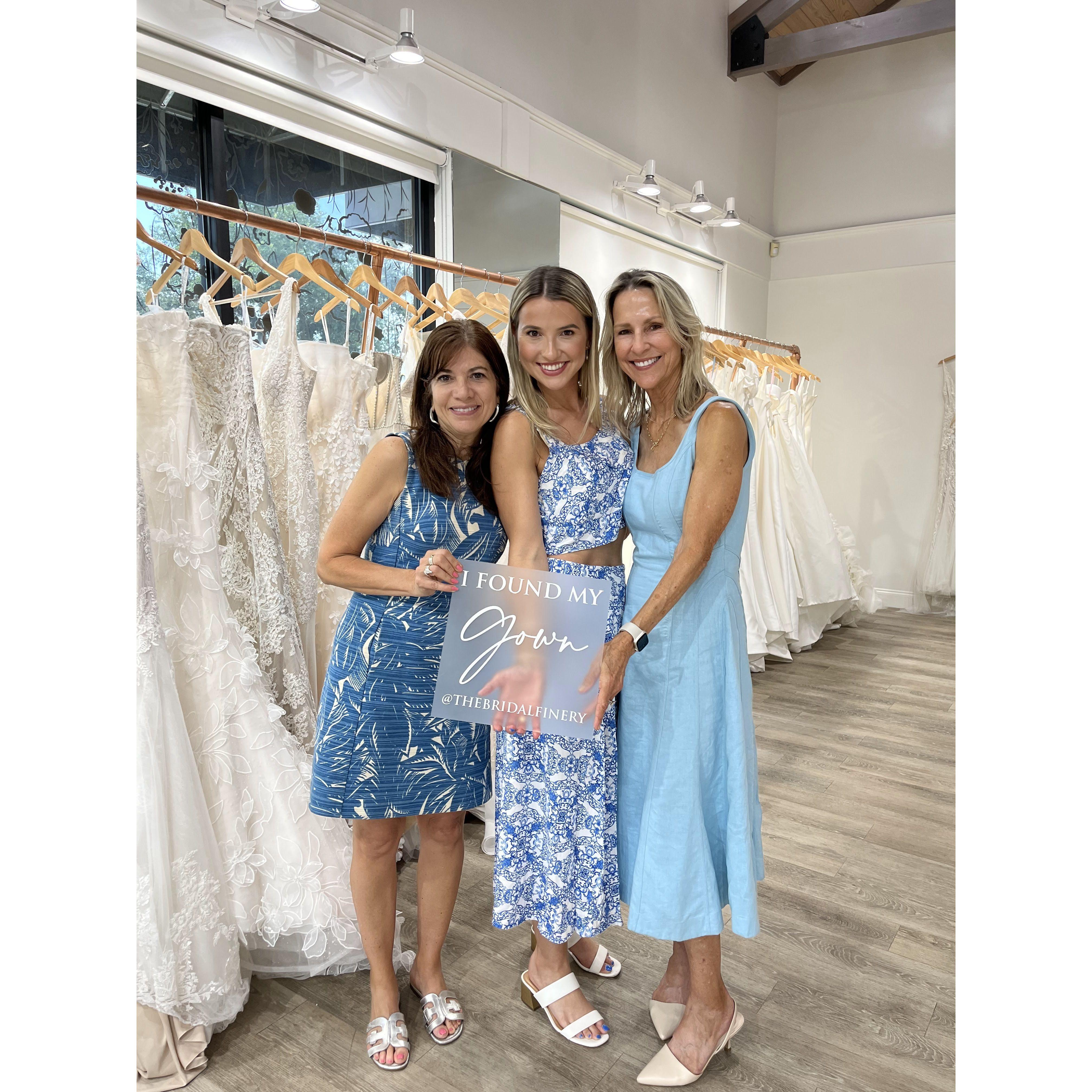 I said "yes" to the dress at The Bridal Finery with my beautiful mamas by my side