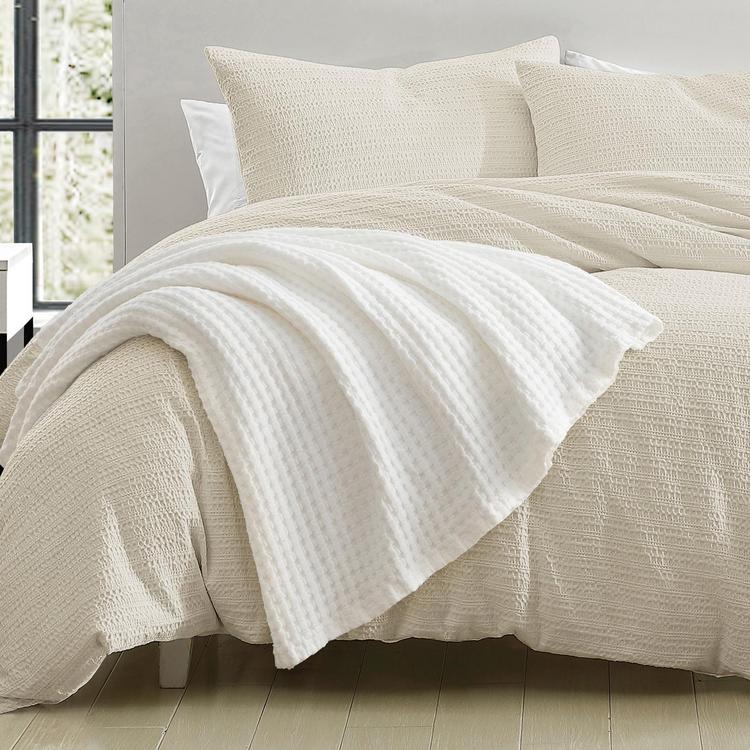 Dkny discount bed throw