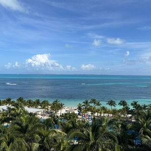 Private beachside cabana | Honeymoon experience