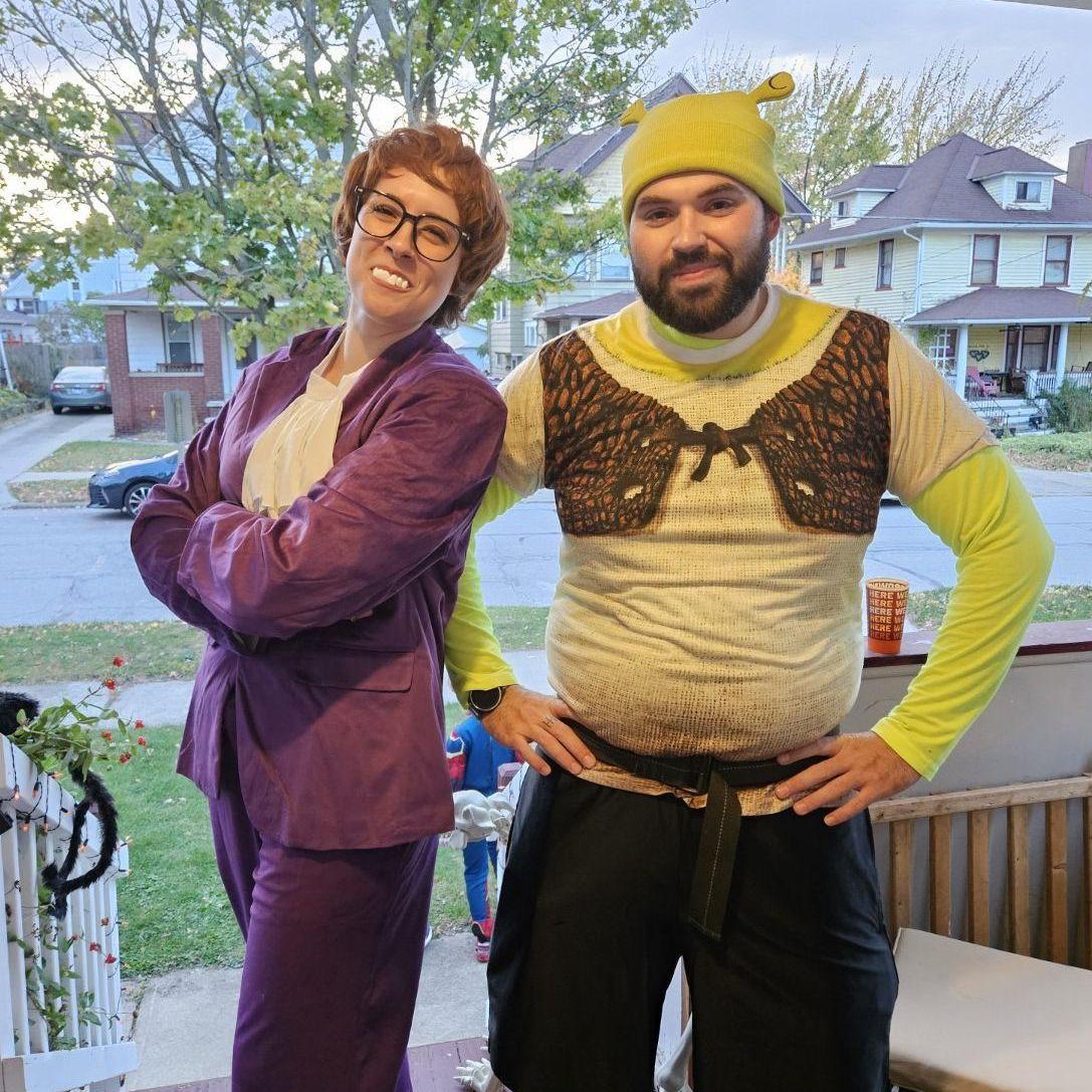 Mike Meyers x 2 (2024)