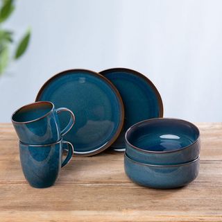 Crafted 4-Piece Place Setting