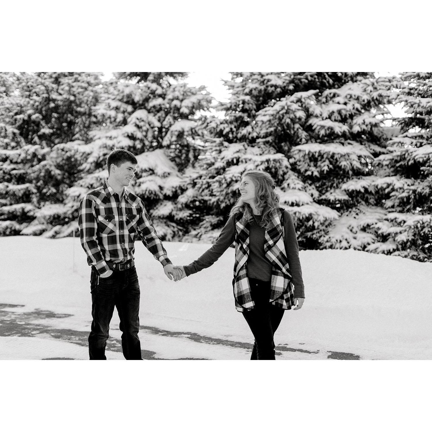 Engagement Photos: Ashley Dahl Photography