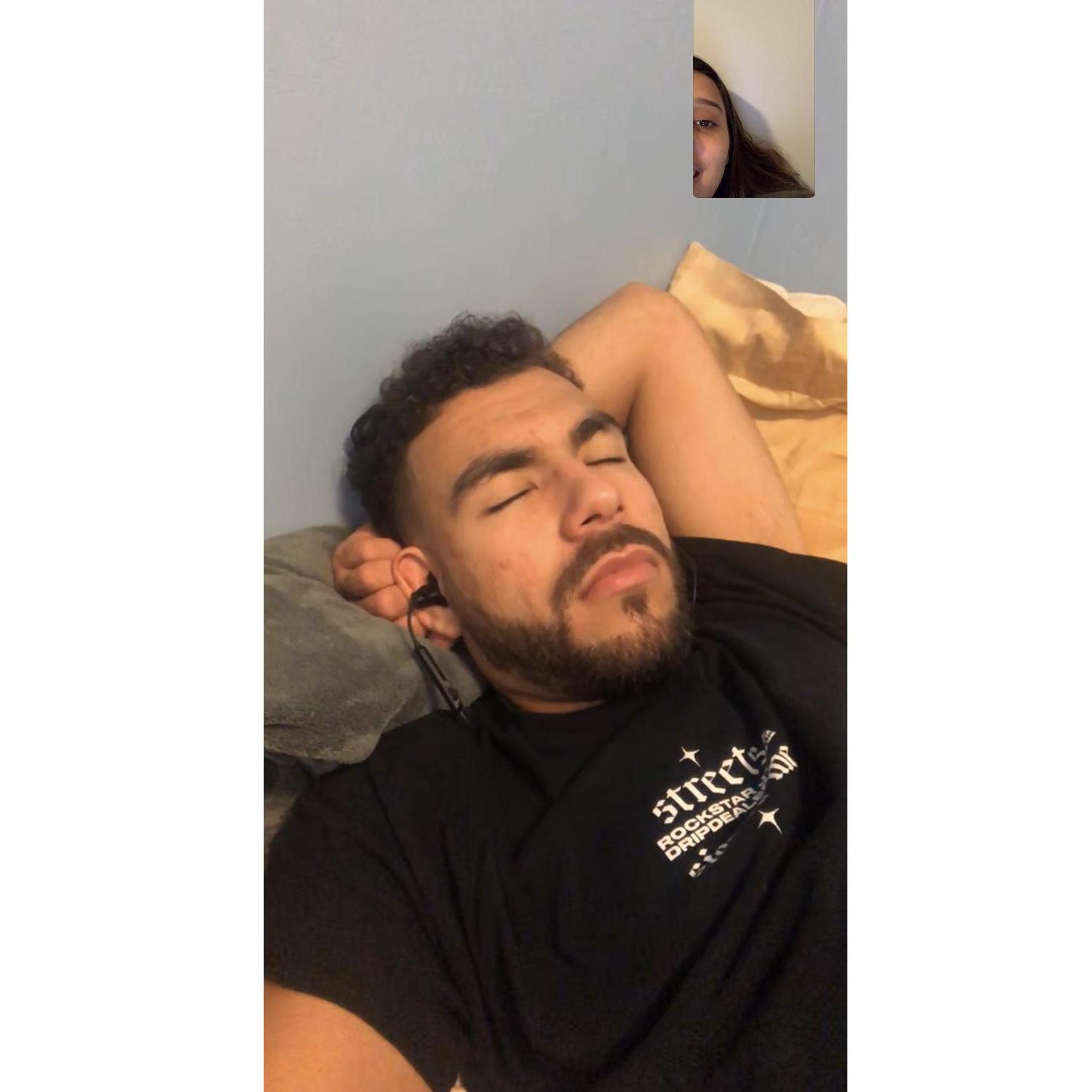 Brenno sleeping while we were talking on FaceTime