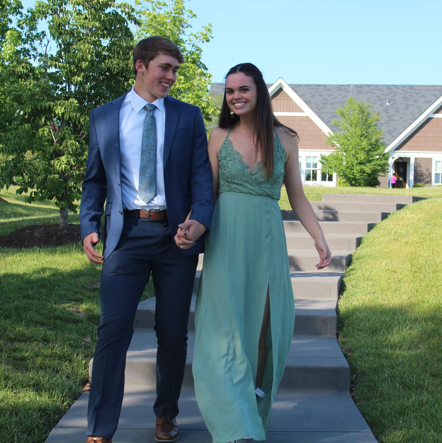 Our junior year COVID prom