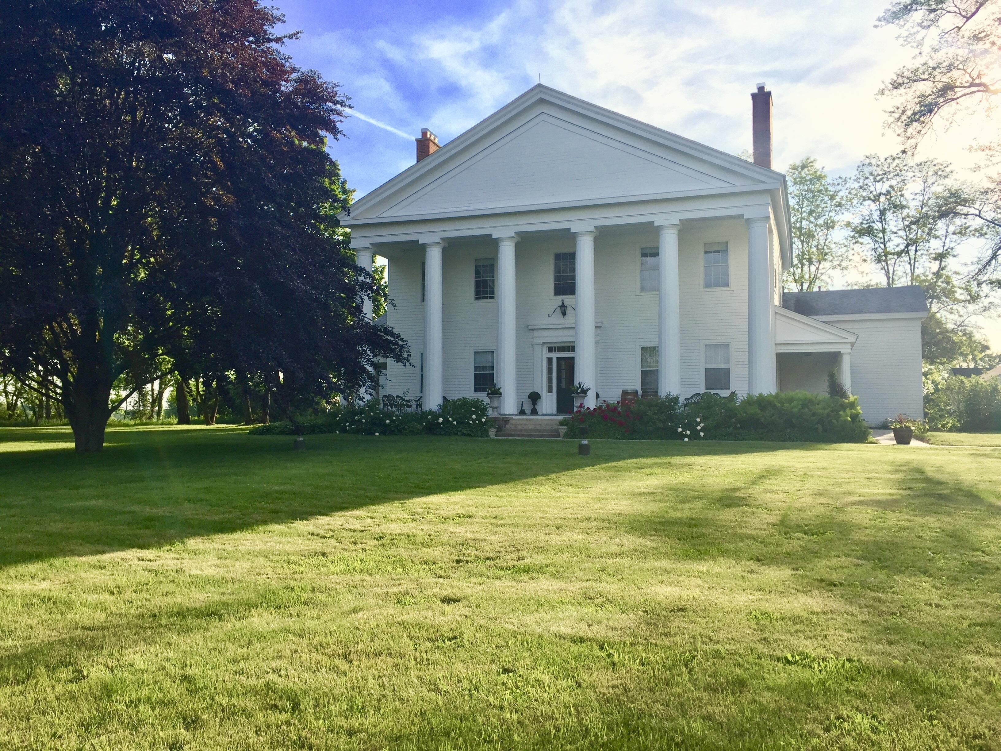 The Wedding Website of Emily Ellis and William Whitehead