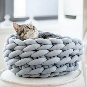 Blu's Braided Bed