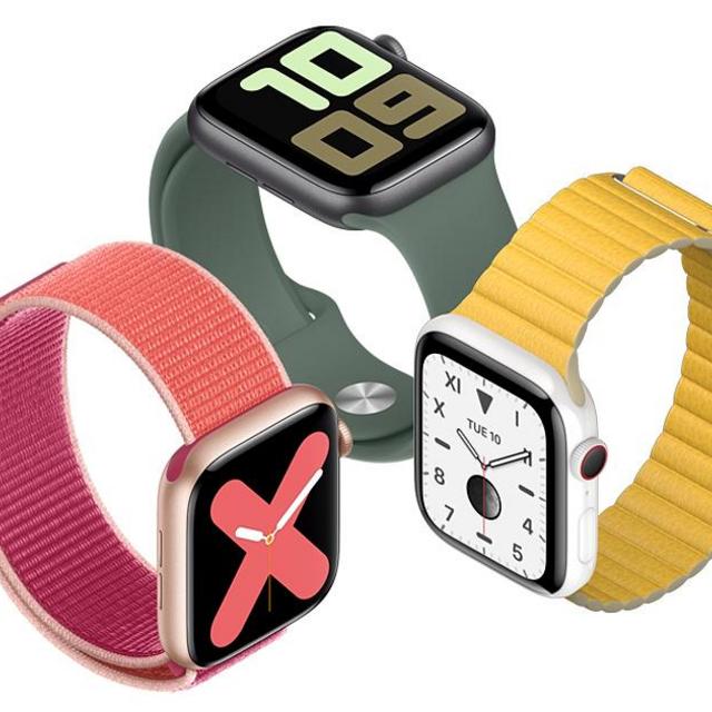 Apple WatchSilver Aluminum Case with Sport Band