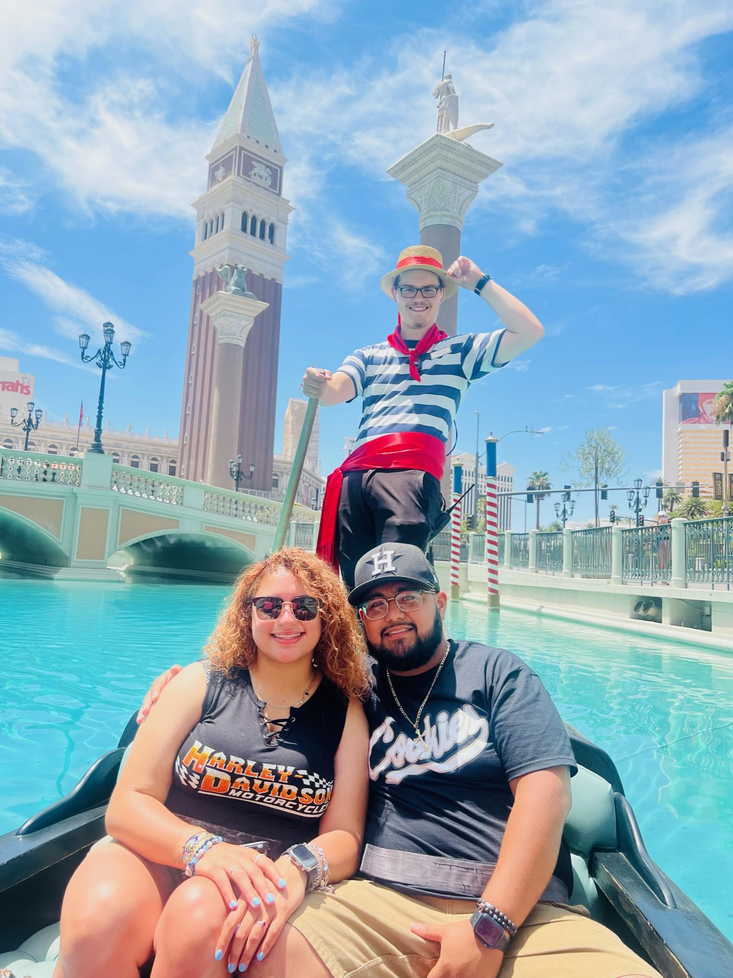 Vegas 2022

•The Venetian Gondola Ride