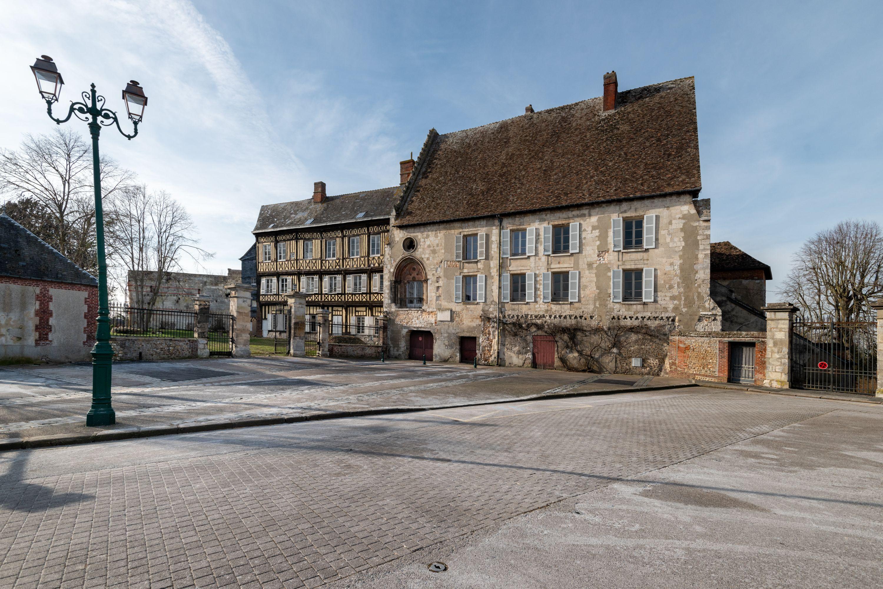 The Wedding Website of Louise Voisin and Raphaël Prieur