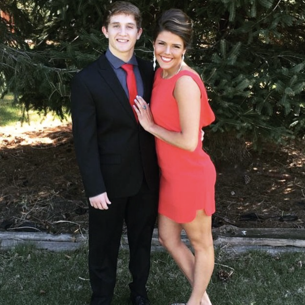 Senior Prom! WOAH I'm marrying a hunk!!