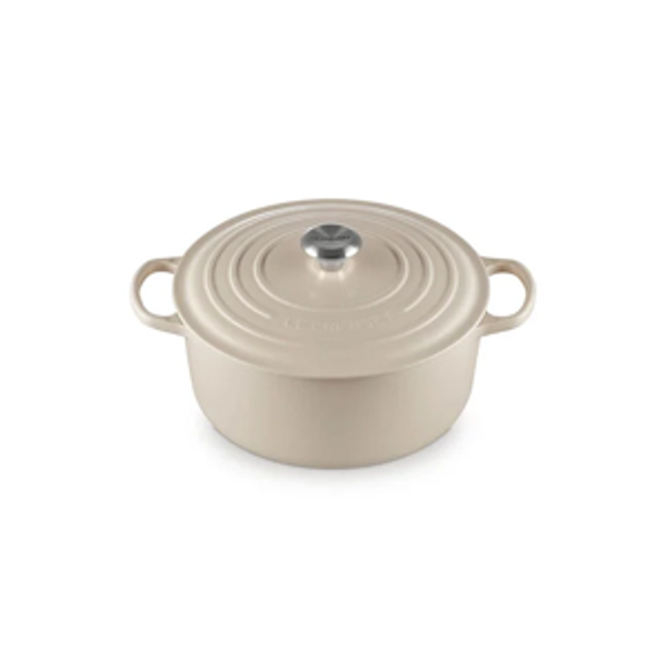 Signature Round Dutch Oven, Color: Brioche Size: 7.25qt (7-8 servings)