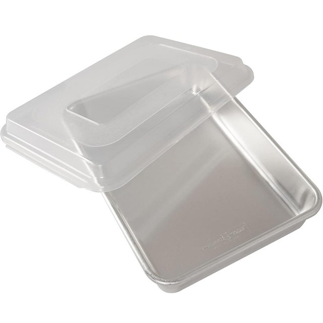 Nordic Ware Natural Aluminum Commercial Cake Pan with Lid, Rectangle Pan with Lid Silver, 9 x 13
