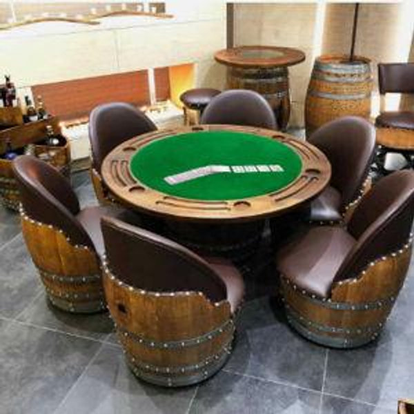 Barrel Game Table and Chairs