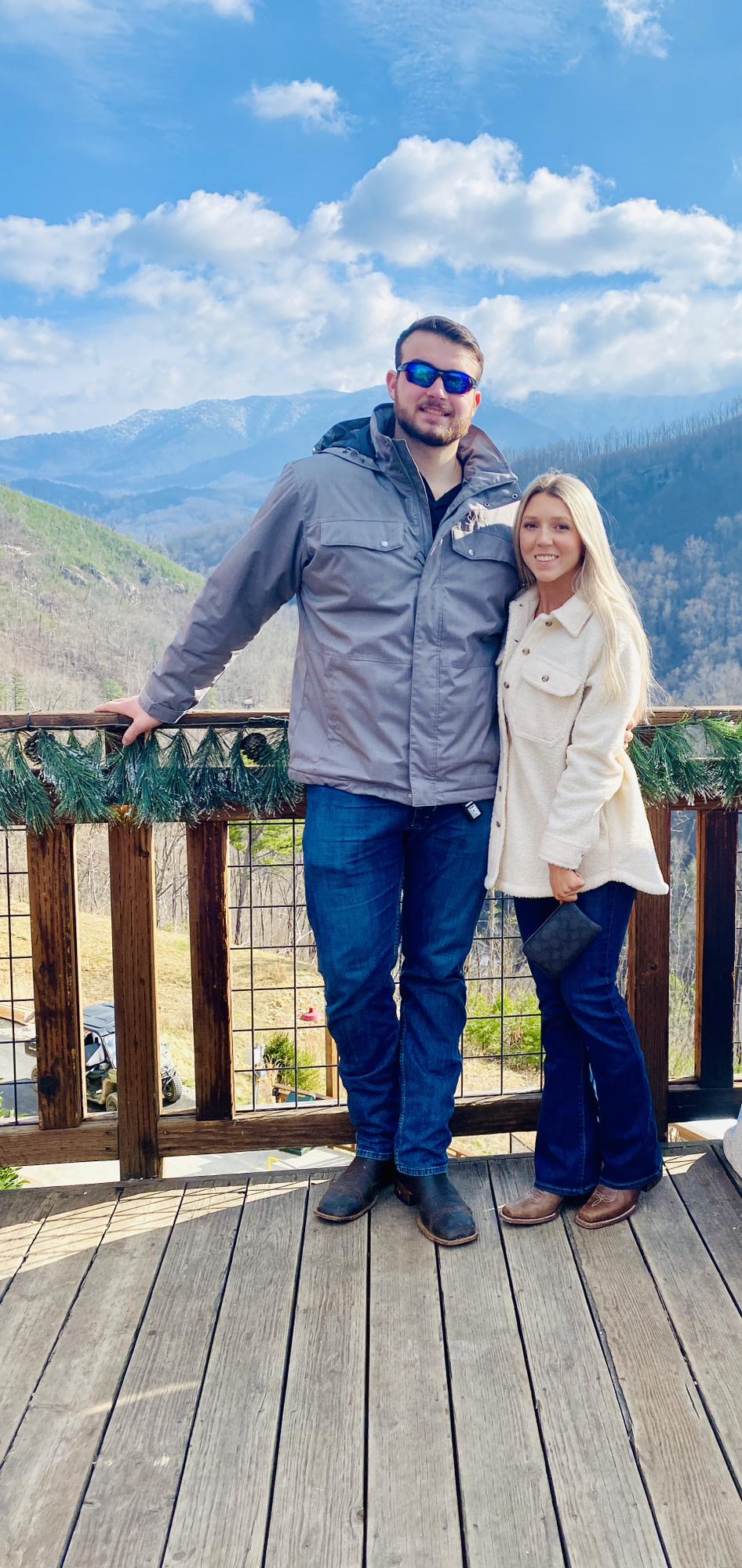 We went back to the Smokies for our 3 year anniversary and little did I know I would get proposed to on the way back down the ski lift.