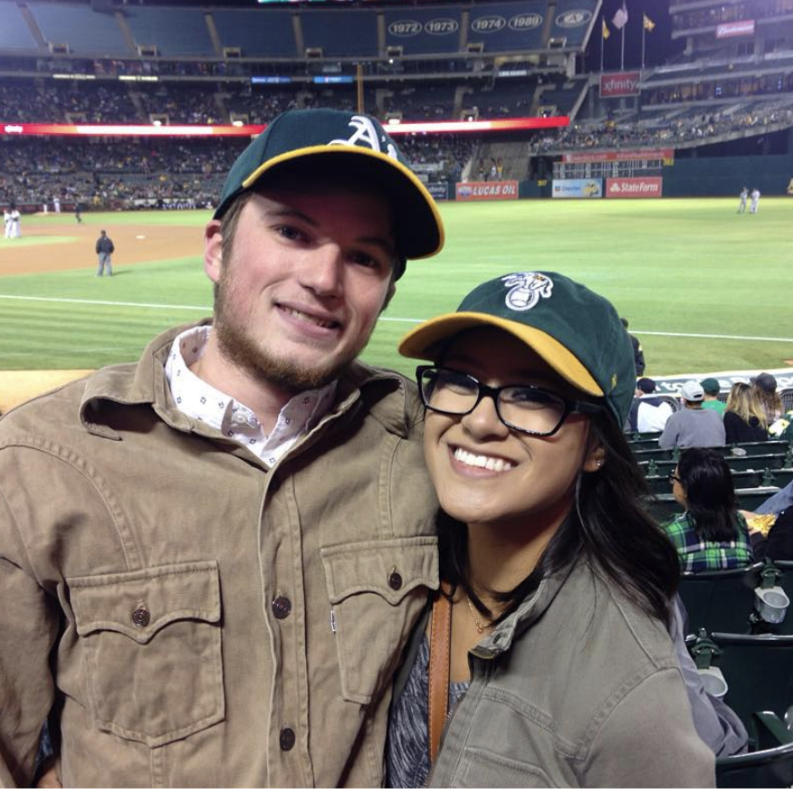 21/20 year old Nic and Jess