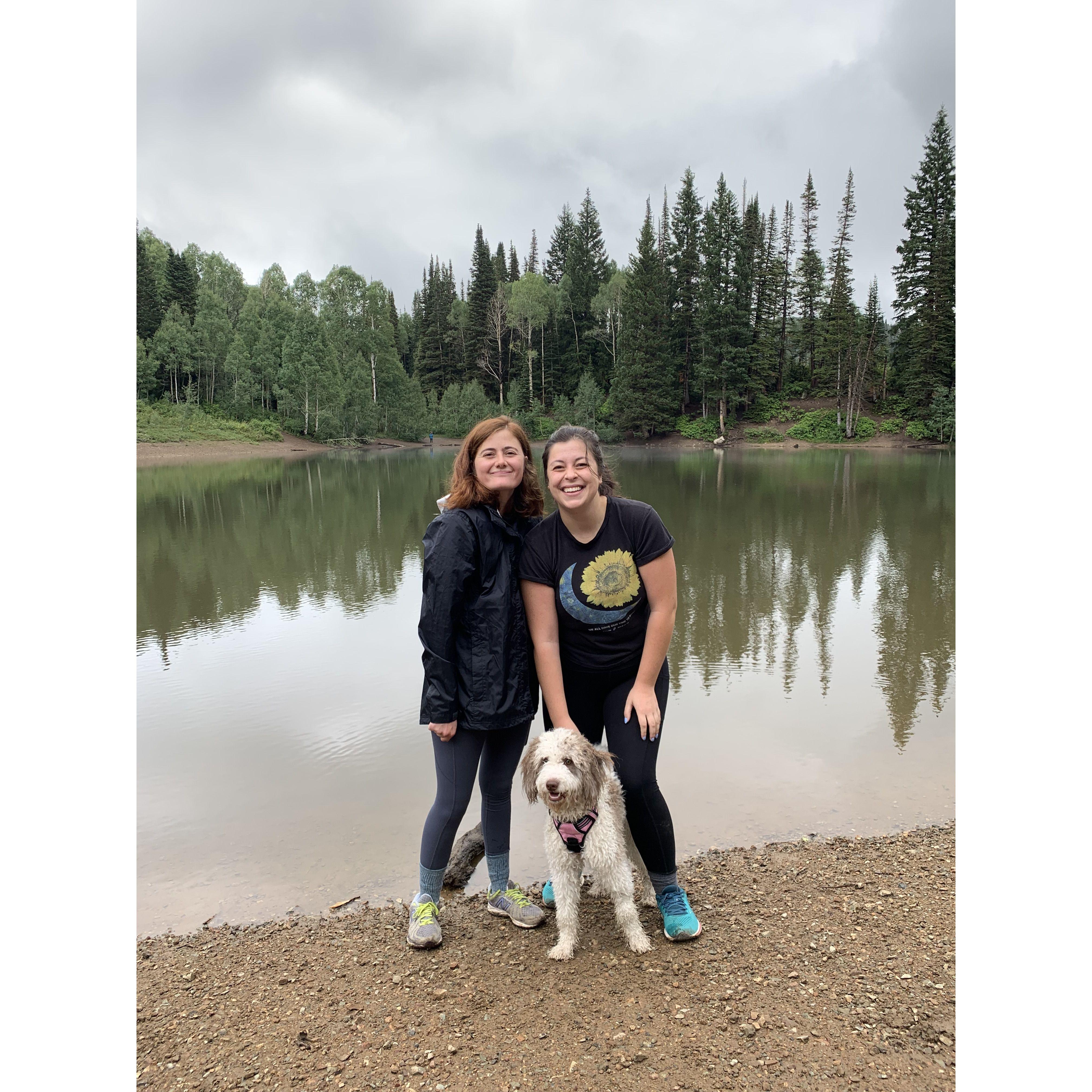 Hike to Dog Lake
