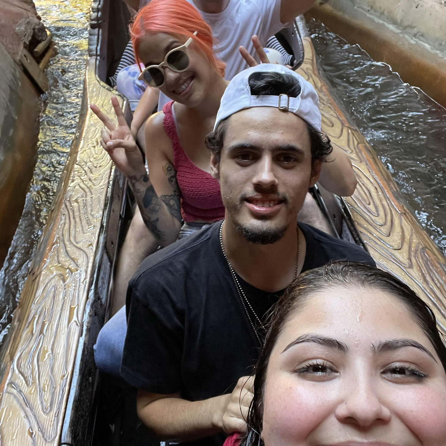 Disneyland with fam!