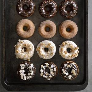 Williams Sonoma Nonstick Doughnut Pan