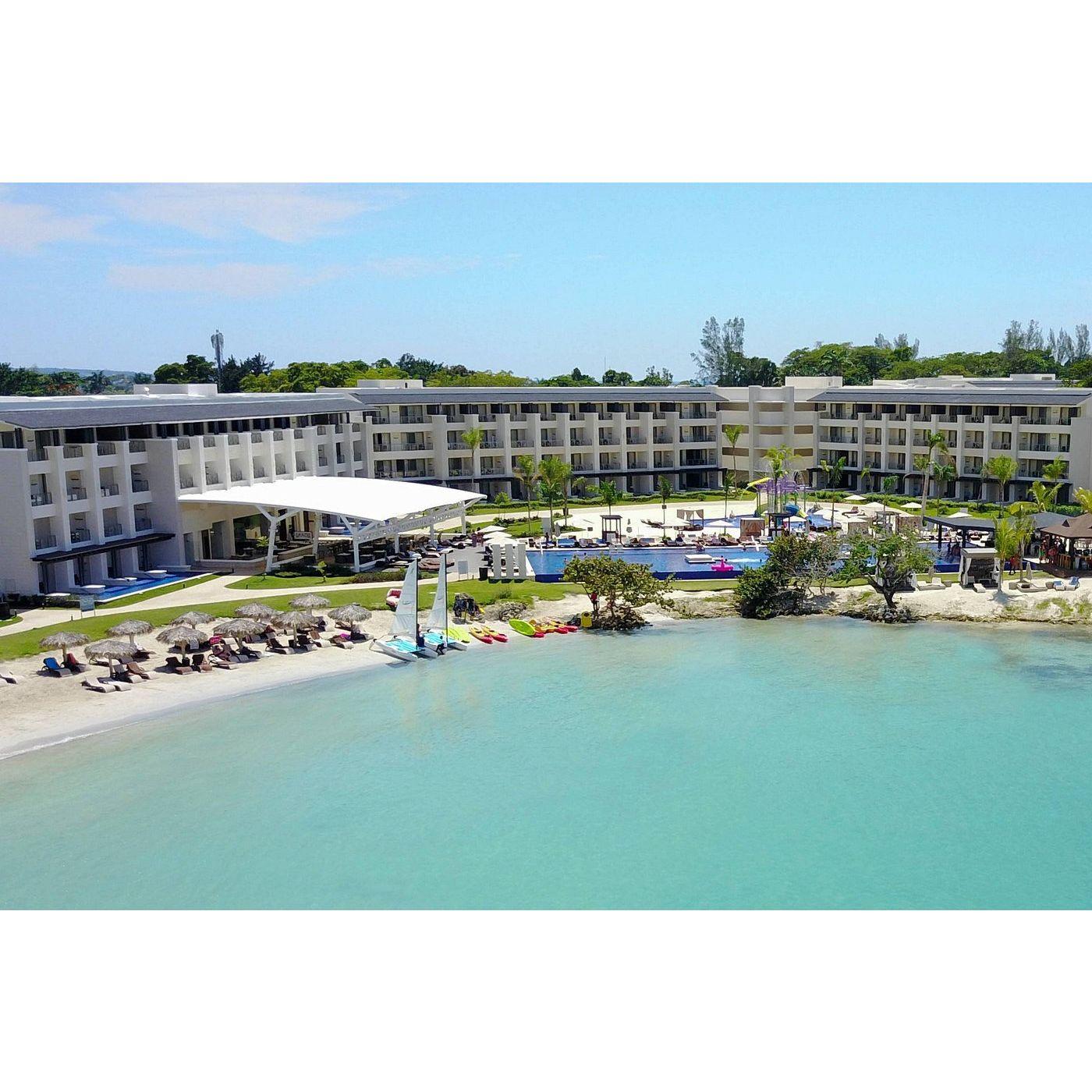 Overview of the resort