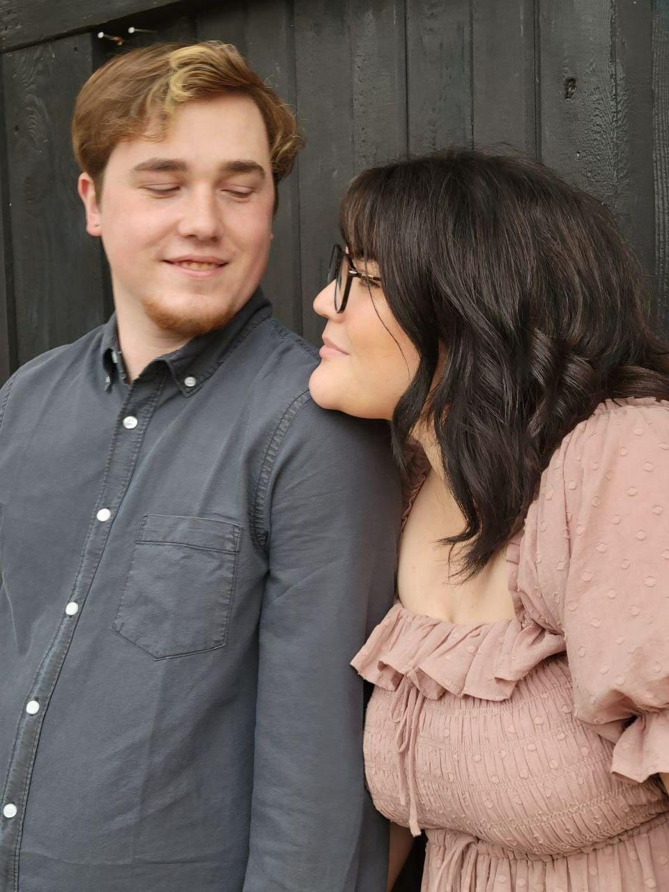 The Wedding Website of Kiana Gilbert and Griffin Hogan
