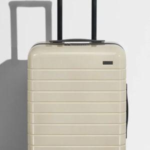 The Bigger Carry-On suitcase (salt white)