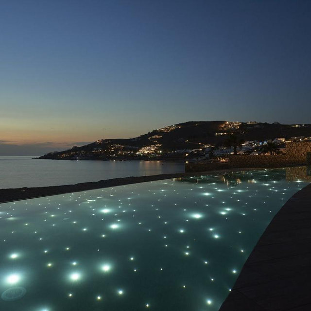 2 Nights at a Mykonos Resort