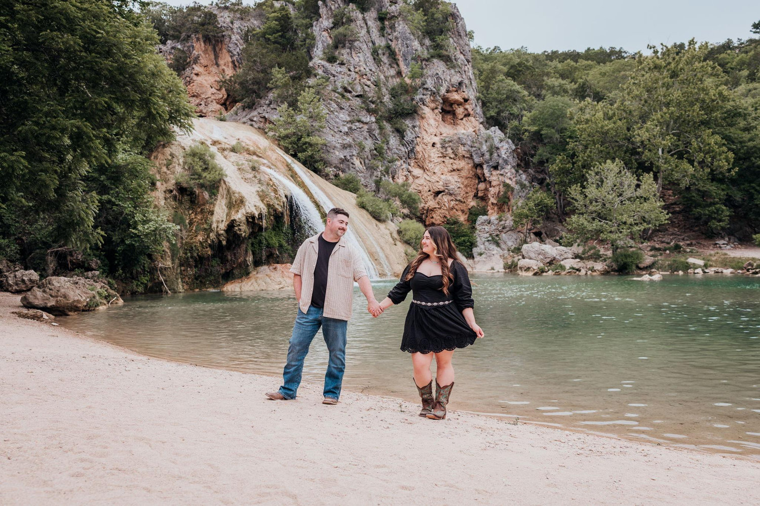 The Wedding Website of Madi Montgomery and Jamie Cameron