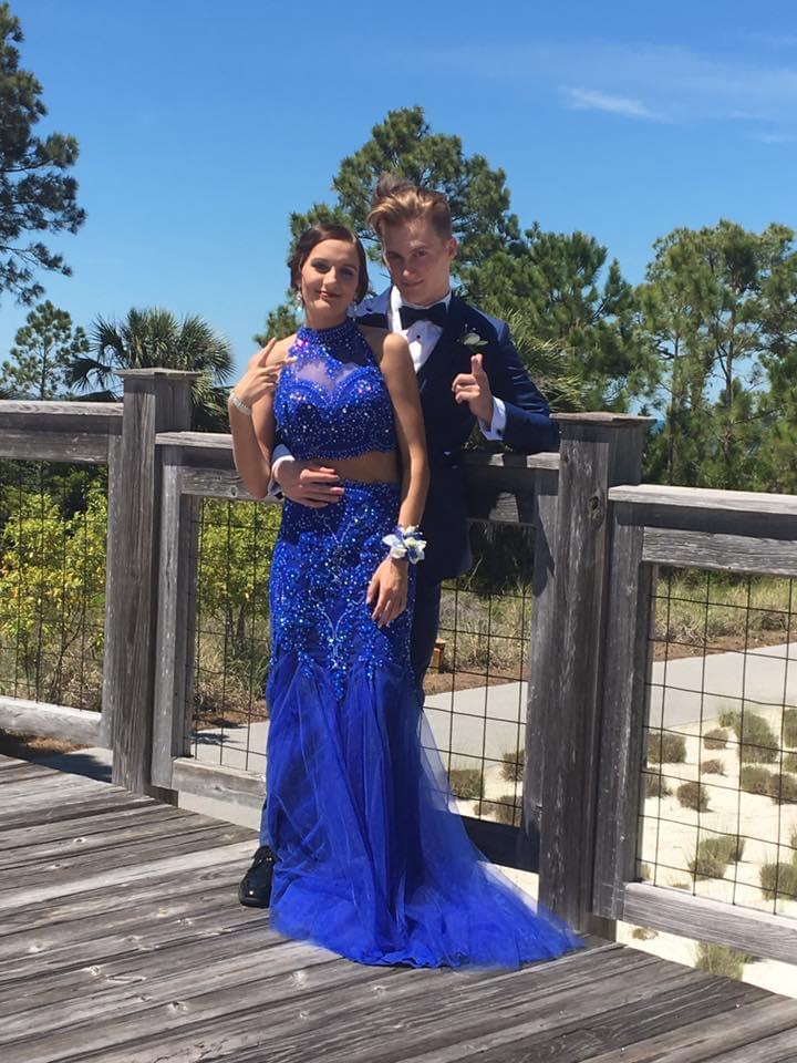 Ashton`s Junior Prom