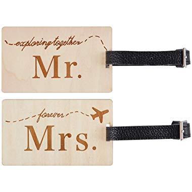 Travelambo Mr Mrs honeymoon Luggage Tags Wood Travel Cute Couples Gift (2 pcs set)