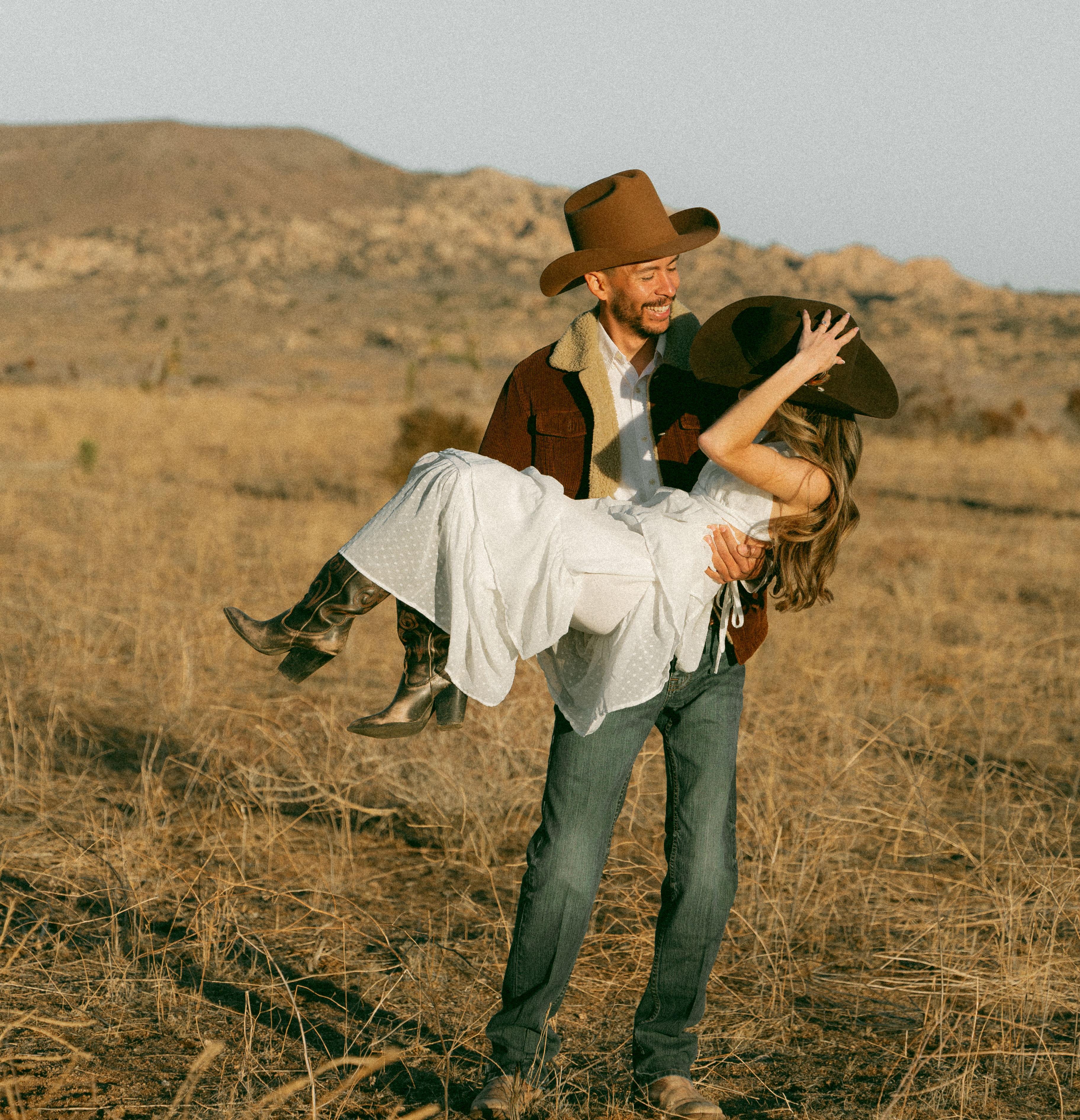 The Wedding Website of Melissa Pérez and Ramón Aguilar
